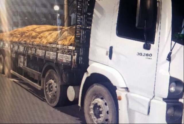 Guarda Civil resgata vítima e prende dois por roubo de carga em Jacareí